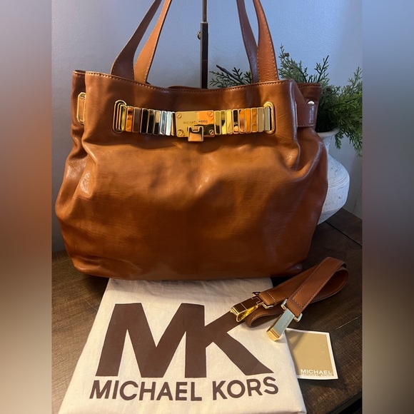 Michael Kors Koko - Italian Leather - Maxi Bag
